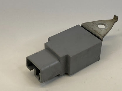 04-09 Toyota Prius Rear Trunk Liftgate Condenser Control Module Unit 90980-04174