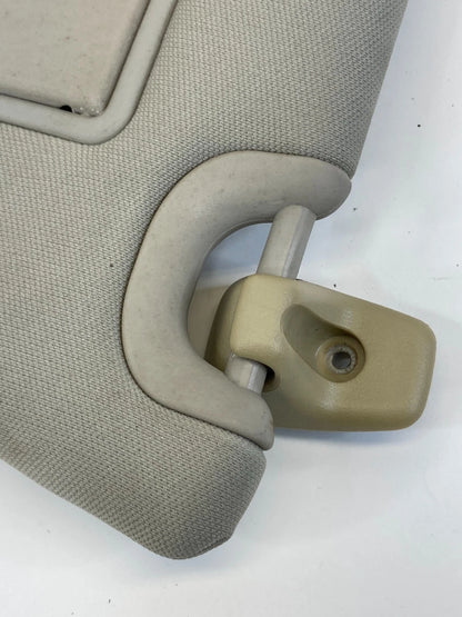 2006-2011 CHEVROLET HHR LEFT RIGHT SUNVISOR SUN VISOR SHADE PAIR SET W/CLIP OEM