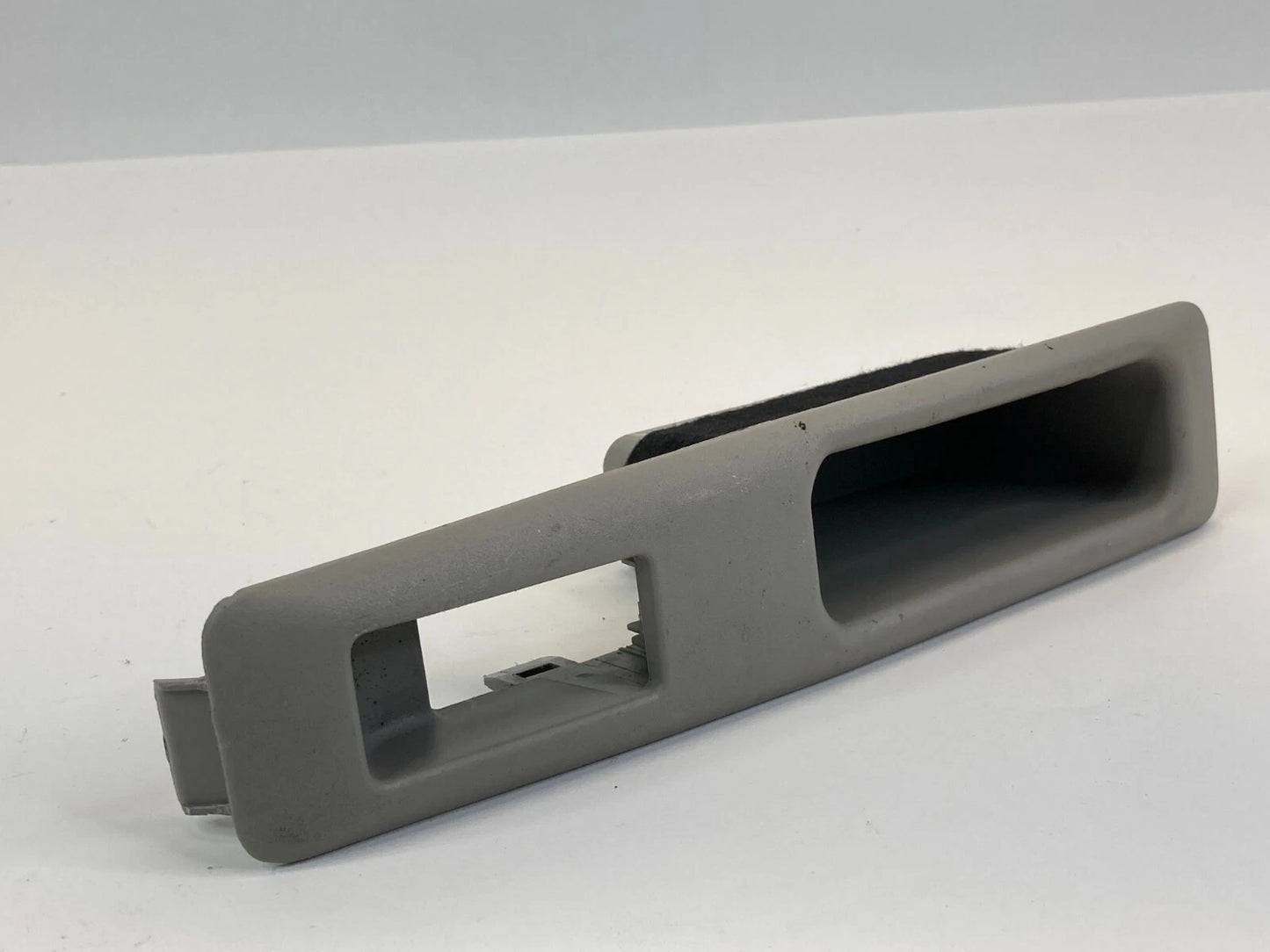 2008-2013 NISSAN ROGUE REAR LEFT DOOR SWITCH COVER TRIM 82961-JM00A OEM