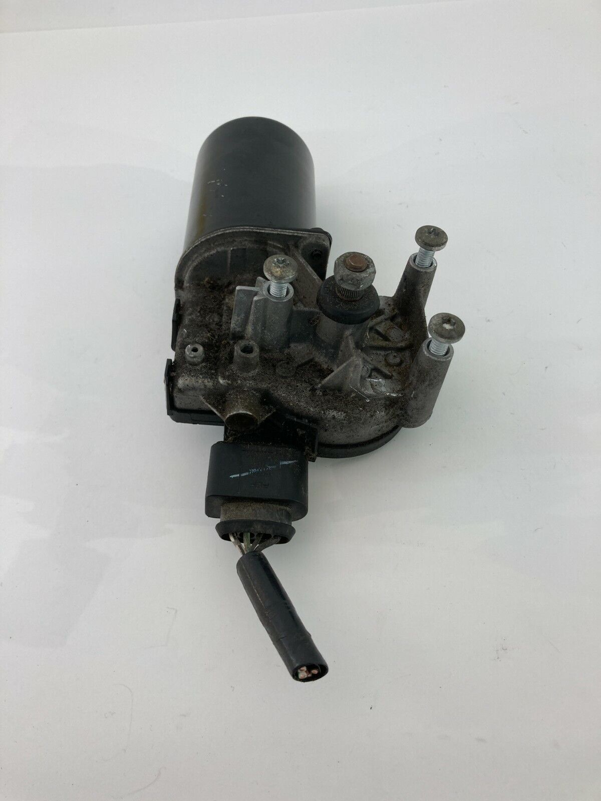 2004 2005 2006 2007 2008 2009 Mazda 3 Mazda3 Front Windshield Wiper Motor OEM