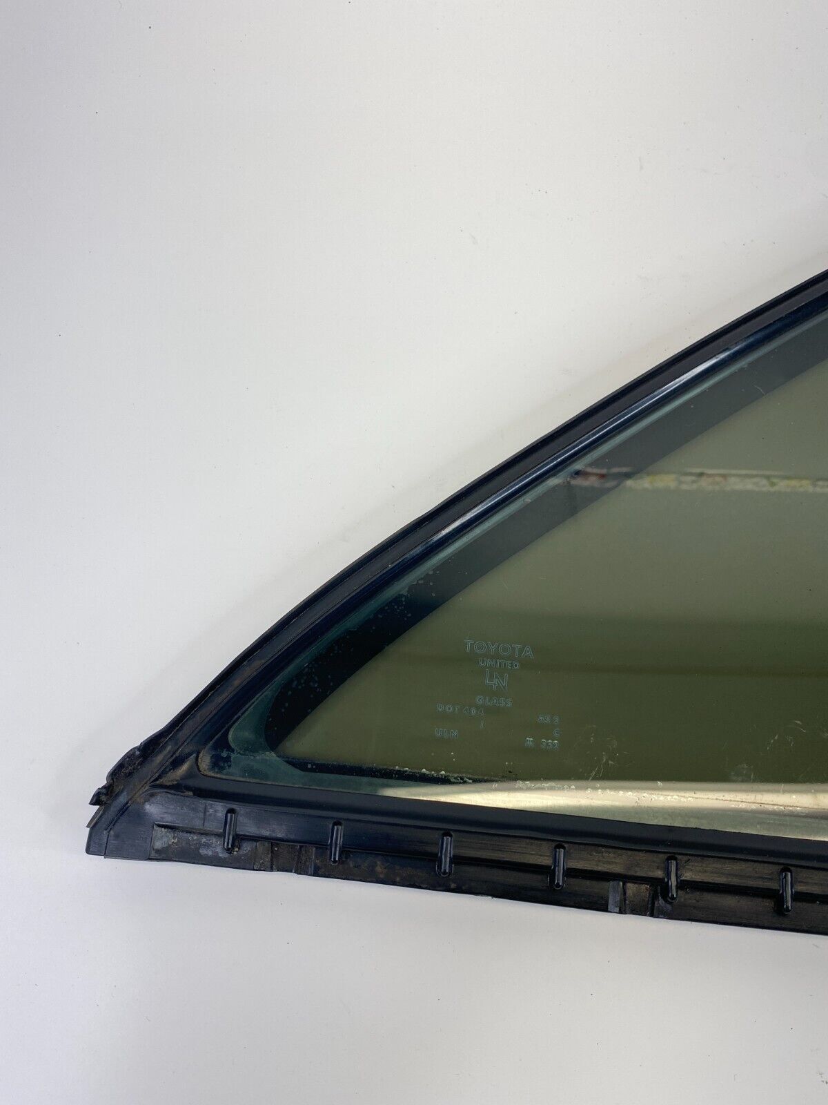 2007-2011 Toyota Camry Rear Right Door Quarter Vent Window Glass 68188-06021