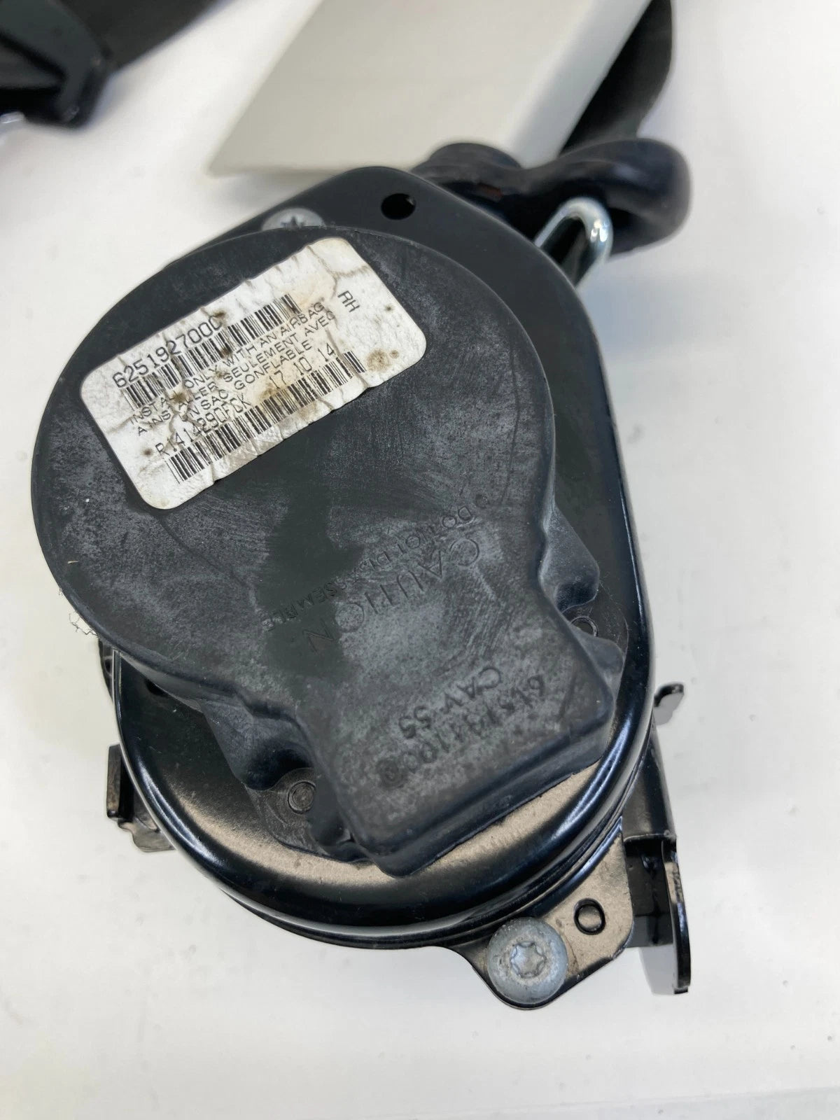 2013-2018 Ford Focus SEDAN Front Right Side Seat Belt Retractor Assy 625192700C