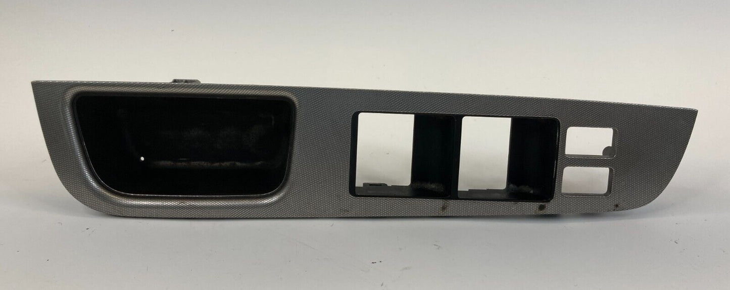 2007 08 2009 Nissan Versa Front Left Side Door Window Switch Bezel 80961-EL11A