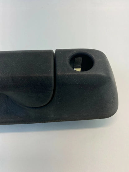 05-07 JEEP GRAND CHEROKEE LAREDO FRONT LEFT EXTERIOR DOOR HANDLE ASSEMBLY OEM