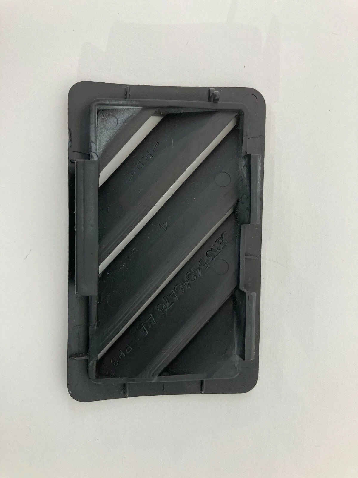 08-12 FORD FUSION 08-11 MERCURY MILAN FRONT PASSENGER SIDE DASH DEFROST AIR VENT