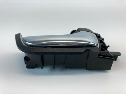 04-09 Toyota Prius Front Right Passenger Side Interior Door Handle 6920547020