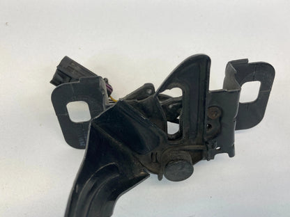 2009 2010 2011 2012 CHEVROLET TRAVERSE FRONT SIDE HOOD LATCH LOCK ASSEMBLY OEM