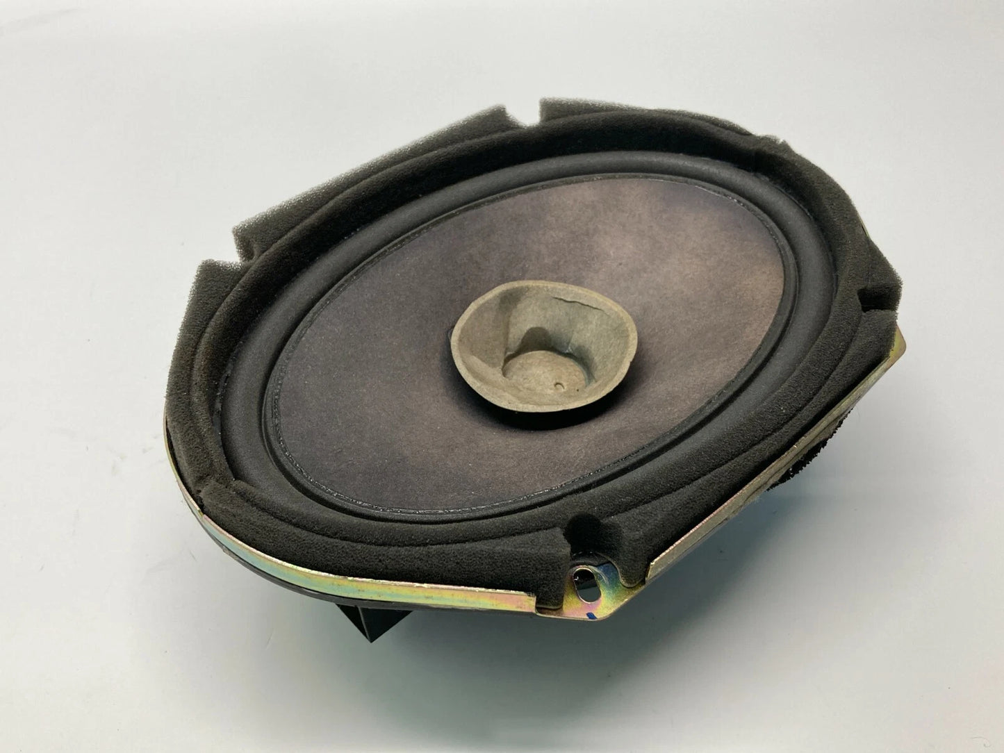 2004-2009 MAZDA 3 REAR LEFT SIDE DOOR SPEAKER AUDIO SOUND SYSTEM GJ6A 66 960 OEM