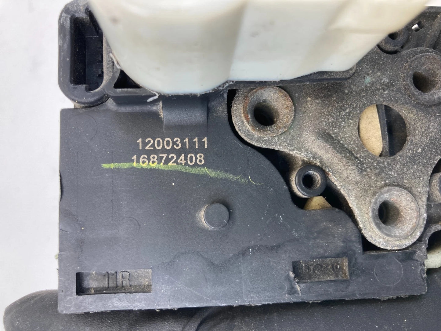 1999-2005 PONTIAC GRAND AM REAR RIGHT SIDE DOOR LOCK LATCH ACTUATOR 16872408 OEM