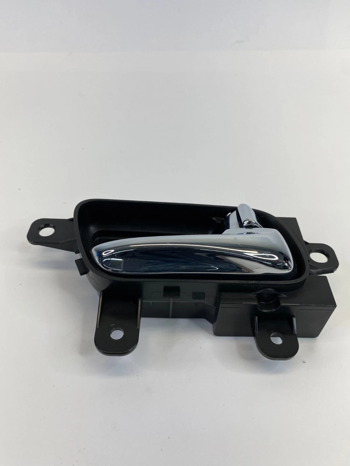 2007 2008 INFINITI G35 SEDAN REAR RIGHT SIDE INTERIOR DOOR HANDLE ASSEMBLY OEM