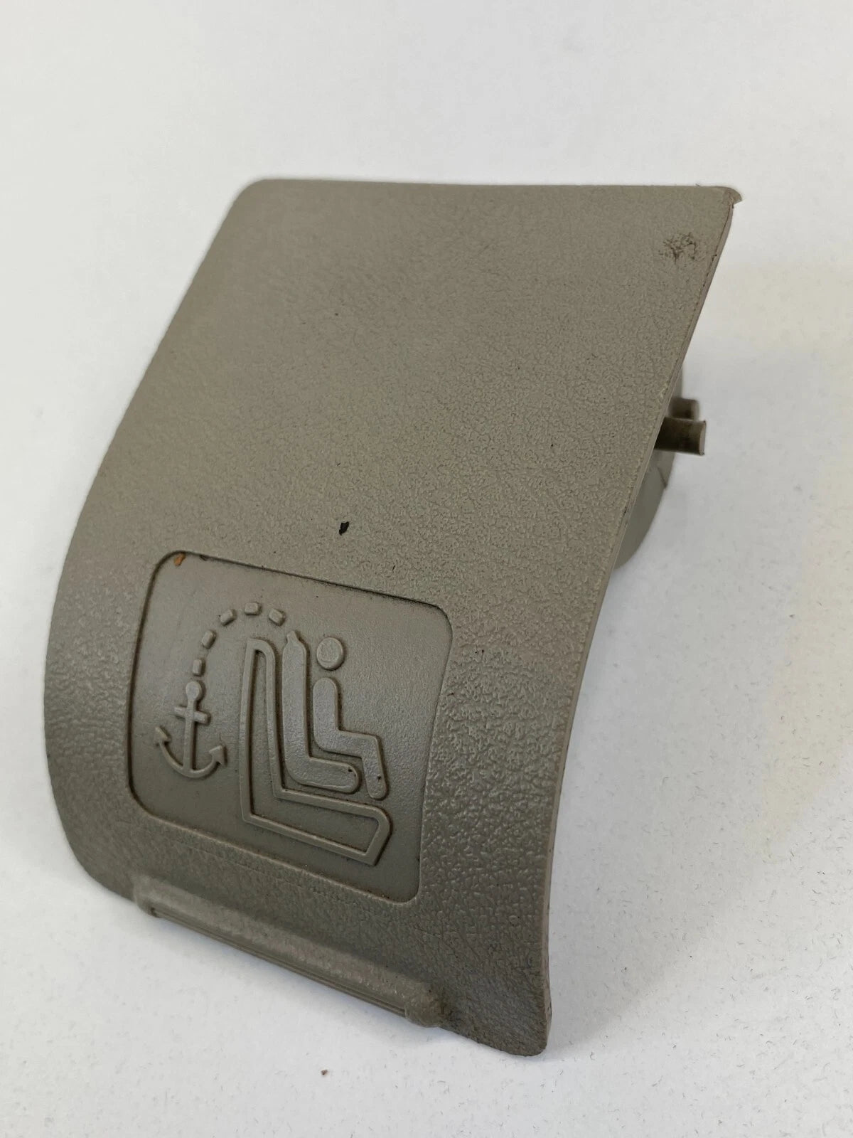 2006-2011 HONDA CIVIC REAR SEAT DECK LID CHILD RESTRAINT ANCHOR COVER 84501-SNA