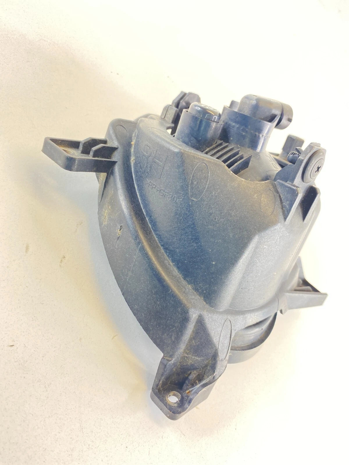 10-12 HYUNDAI SANTA FE FRONT RIGHT PASSENGER SIDE FOG LIGHT LAMP 92202-2B5 OEM