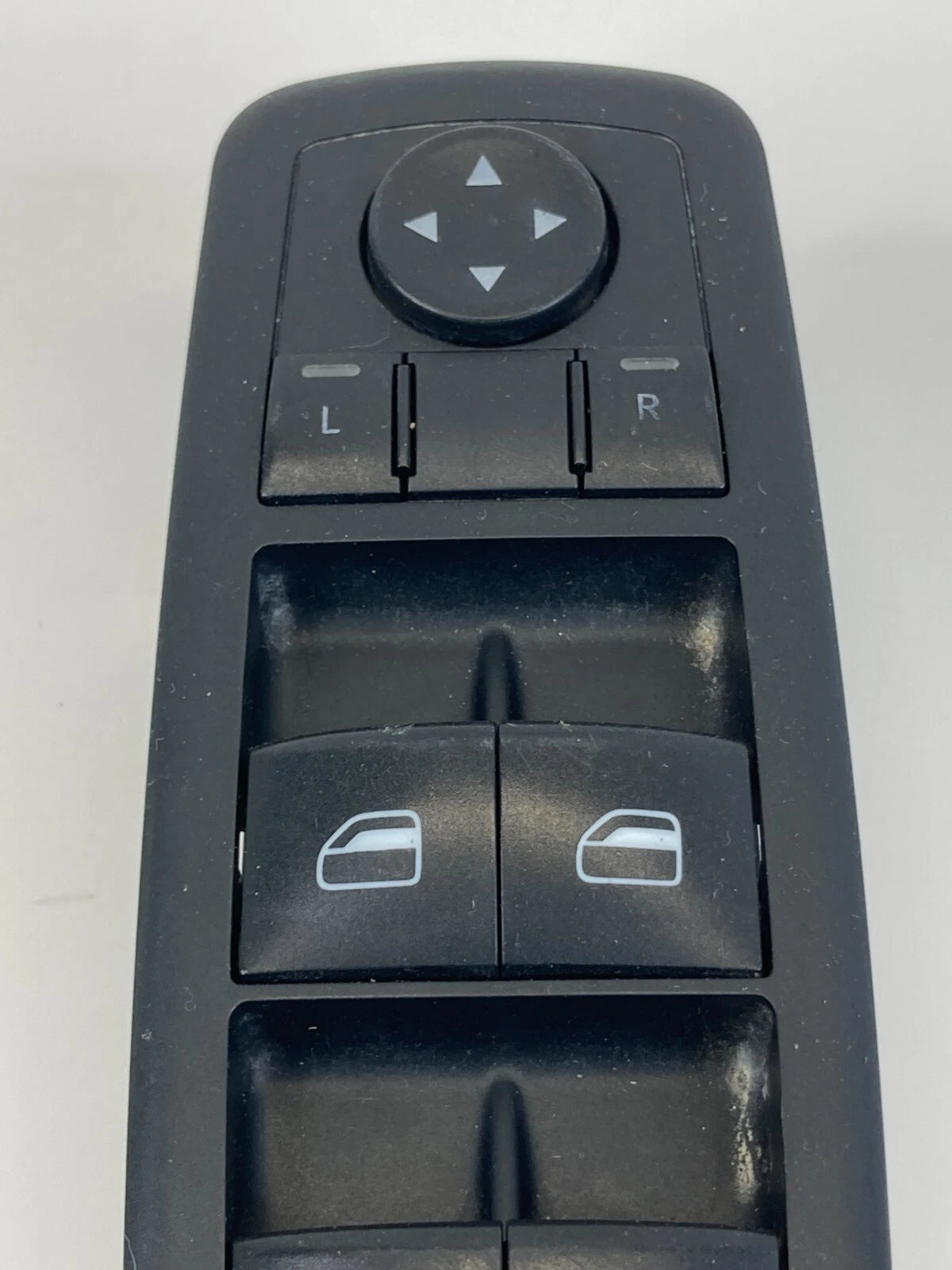2009-2014 VOLKSWAGEN ROUTAN FRONT LEFT DOOR MASTER WINDOW & MIRROR SWITCH OEM