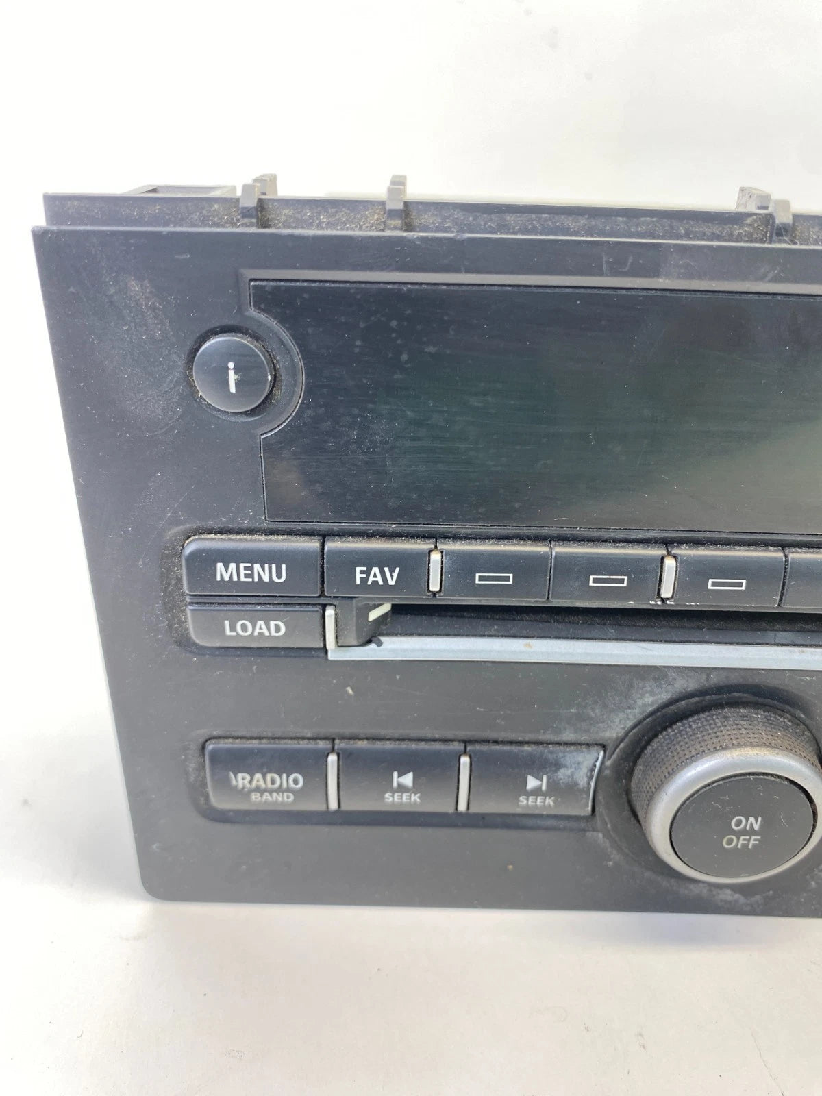 2007-2011 SAAB 9-3 SEDAN RADIO STEREO RECEIVER CD PLAYER HEAD UNIT OEM 12774898