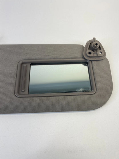 2010-2015 HYUNDAI TUCSON RIGHT PASSENGER SIDE SUNVISOR SUN VISOR SHADE OEM