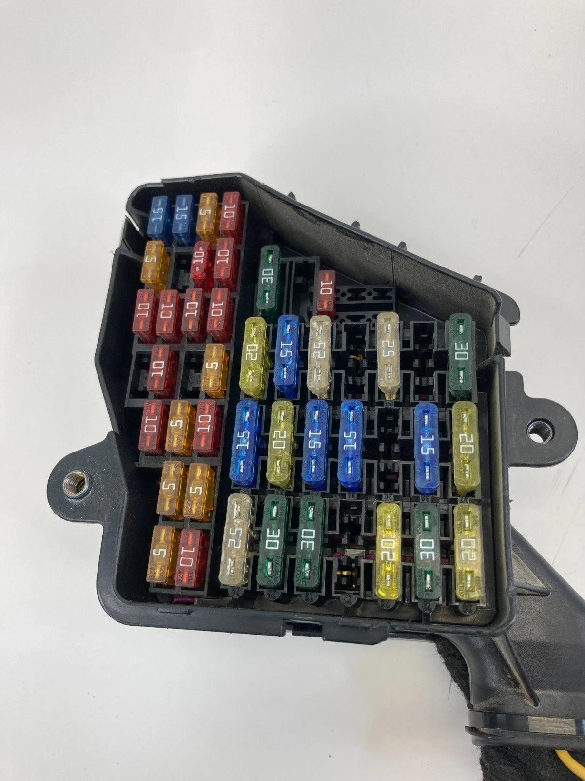 1998-2004 AUDI A6 A6 QUATTRO ENGINE COMPARTMENT FUSE BOX FUSEBOX RELAY OEM