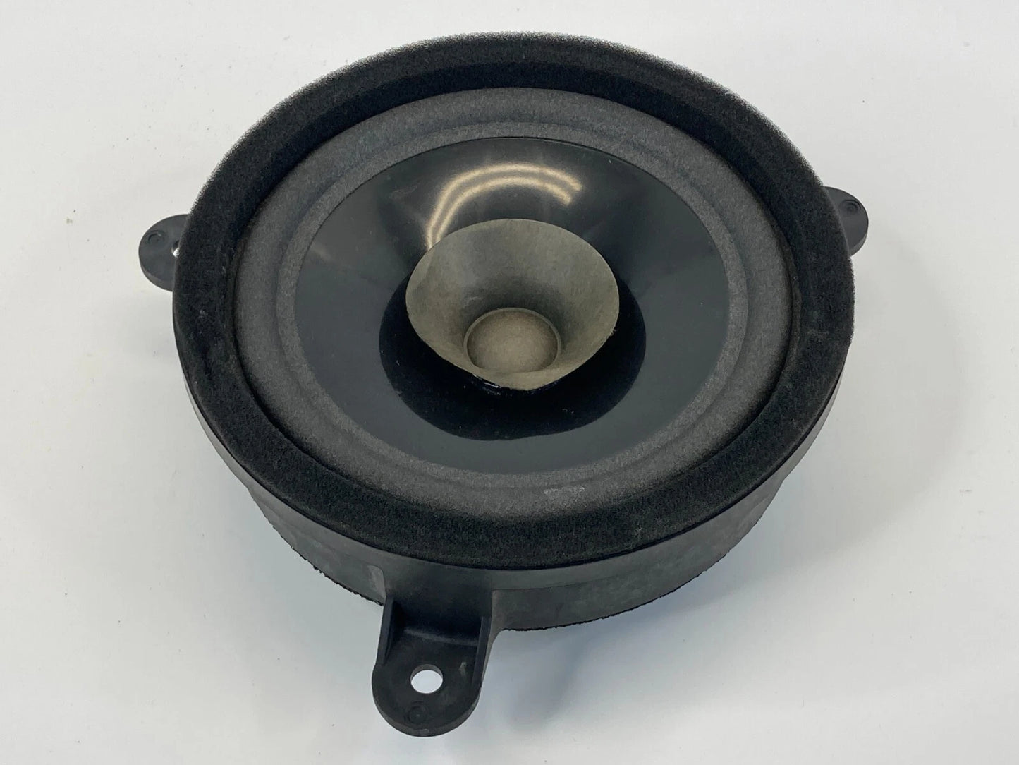 2010-2014 SUBARU LEGACY REAR LEFT SIDE DOOR AUDIO SPEAKER SOUND 86301AJ62A OEM