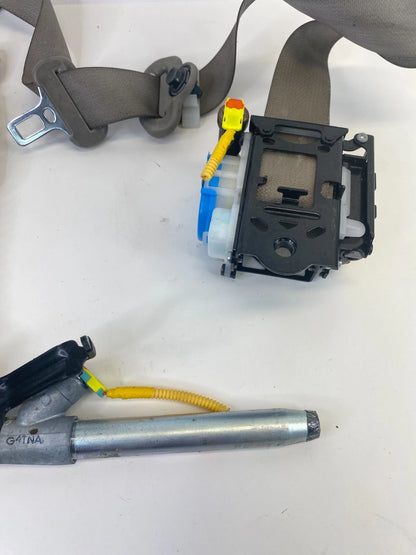 15-17 KIA SEDONA FRONT RIGHT PASSENGER SIDE SEAT BELT RETRACTOR 88820-A9500 OEM