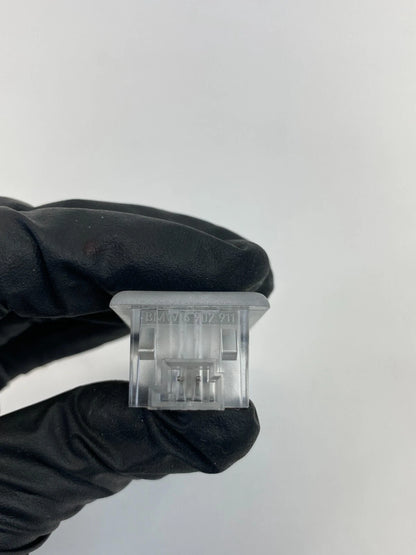 2002 2003 2004 2005 BMW 745I 745LI DASH GLOVE BOX LIGHT COMPARTMENT LAMP 6902911