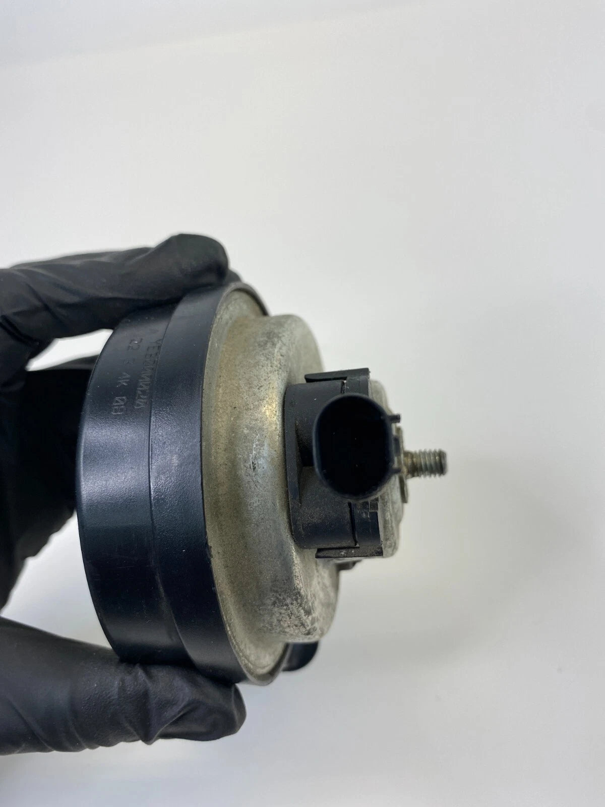 2003-2009 RANGE ROVER LOW NOTE ALARM SIGNAL HORN ASSEMBLY E355306 OEM