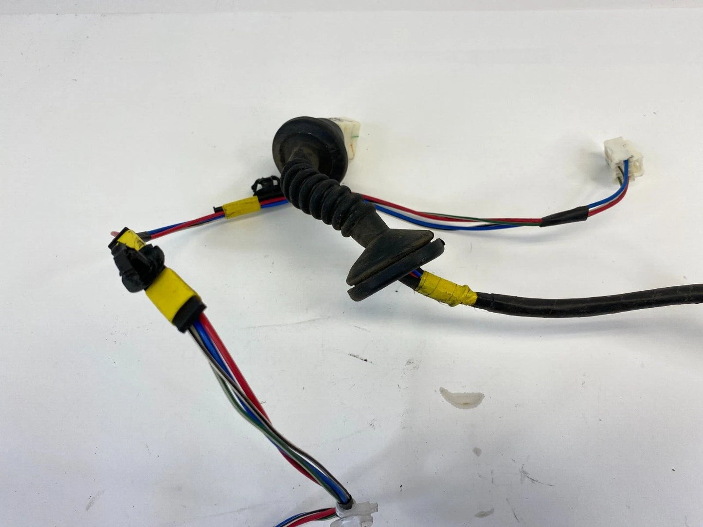 2005-2008 TOYOTA COROLLA REAR RIGHT DOOR PANEL HARNESS WIRING WIRE 82153-02380