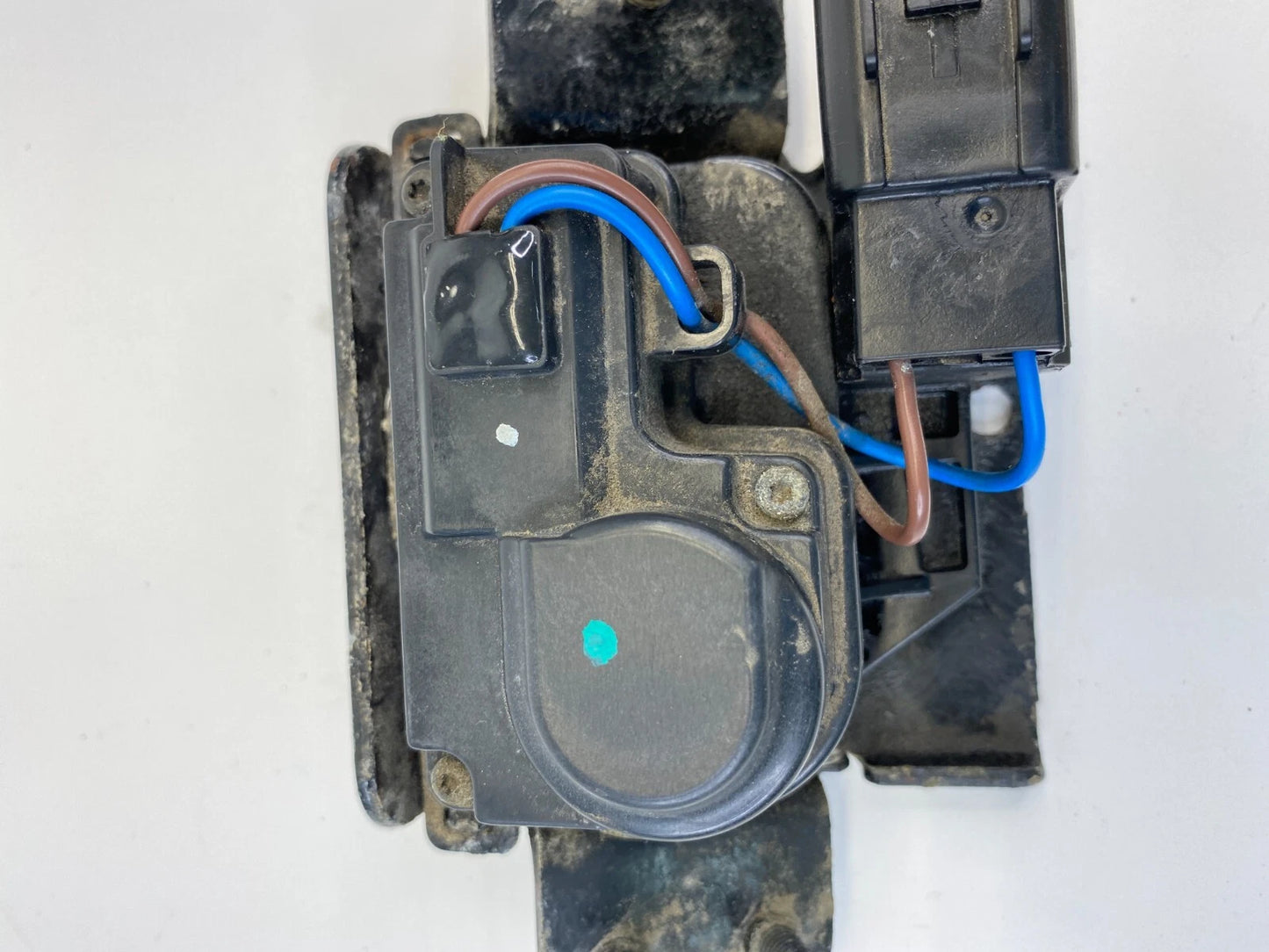 2009-2017 CHEVROLET TRAVERSE REAR LIFTGATE TAILGATE POWER LOCK LATCH ACTUATOR