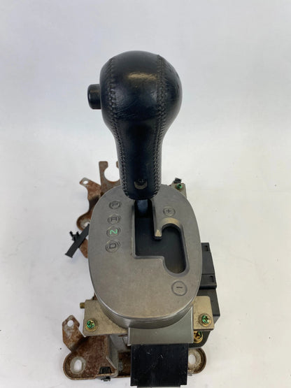 2000-2005 MITSUBISHI ECLIPSE 2.4L L4 A/T FLOOR GEAR SHIFTER LEVER W / KNOB OEM