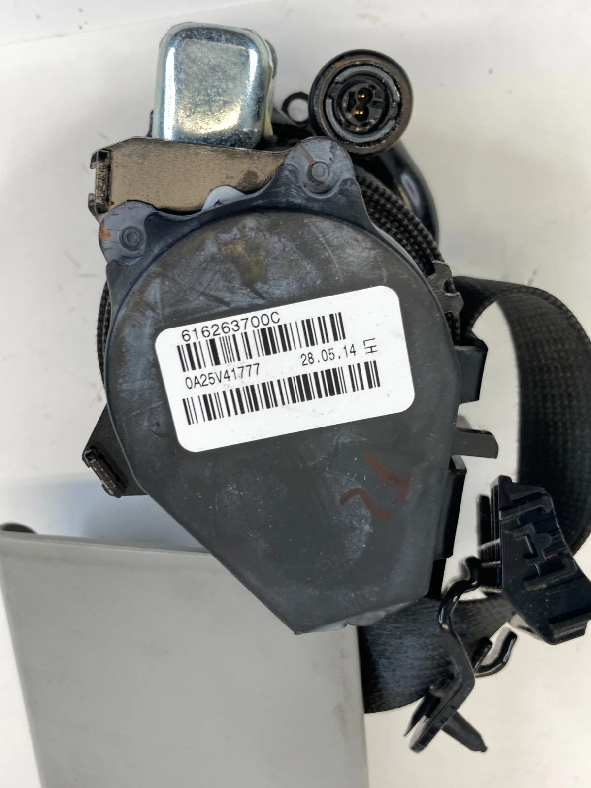 2011-2016 CHEVROLET CRUZE FRONT LEFT SEAT BELT RETRACTOR & TENSIONER 616263700C