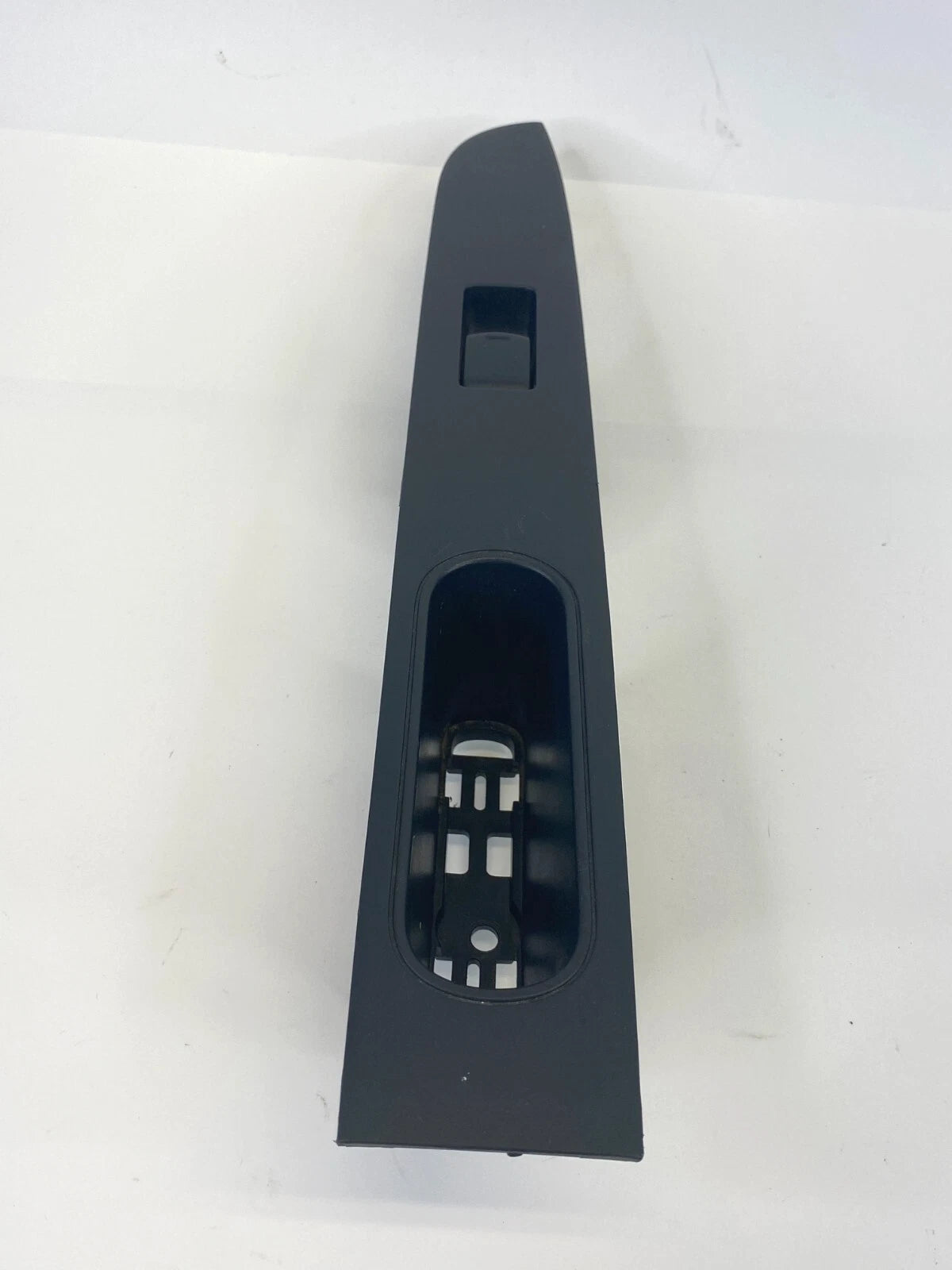 2007-2012 NISSAN SENTRA RR RIGHT DOOR SIDE WINDOW CONTROL SWITCH OEM 82960-ET000