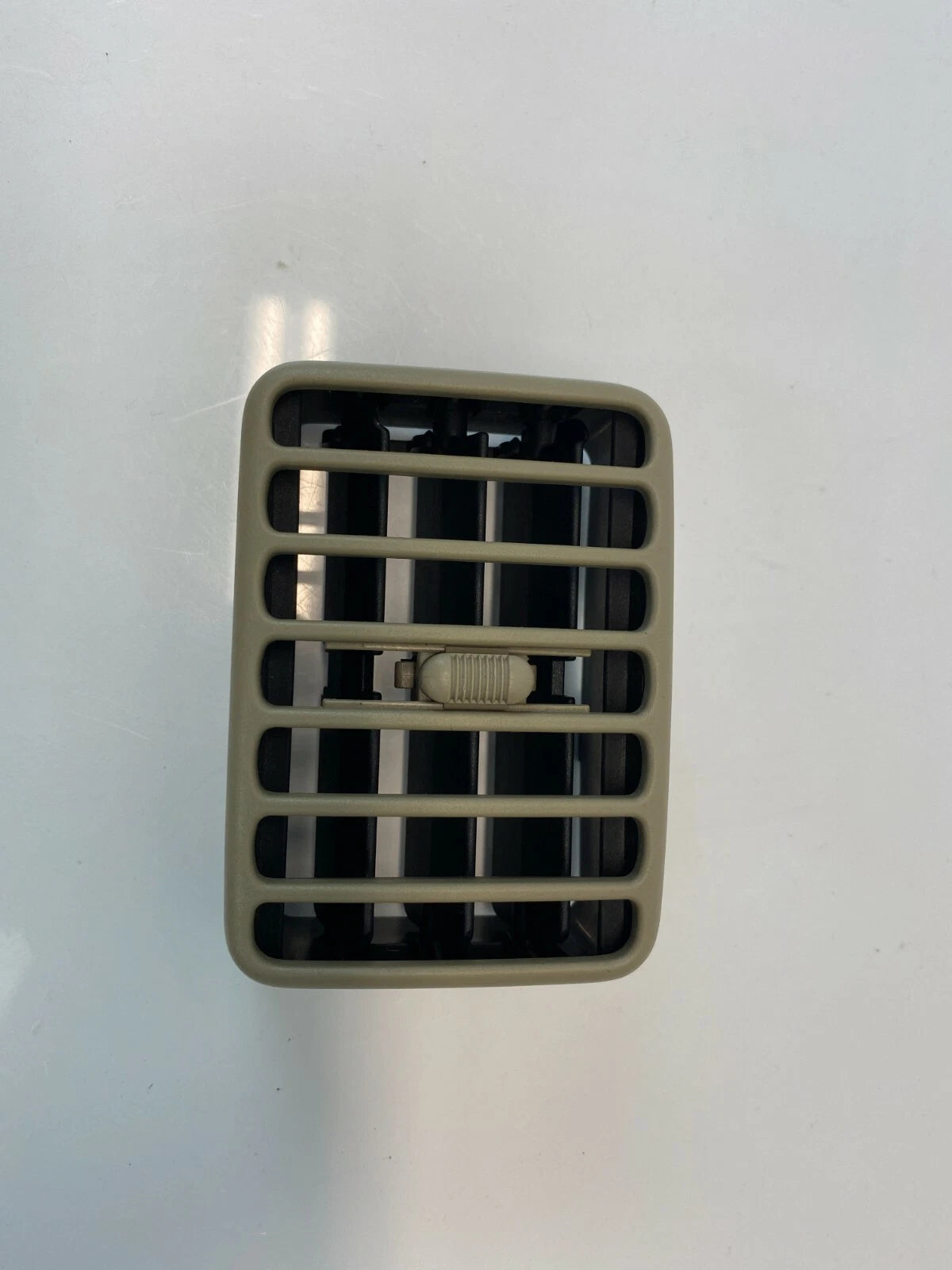 05-07 MERCURY MARINER INSTRUMENT PANEL AC HEATER AIR VENT OUTLET DUCT GRILLE OEM