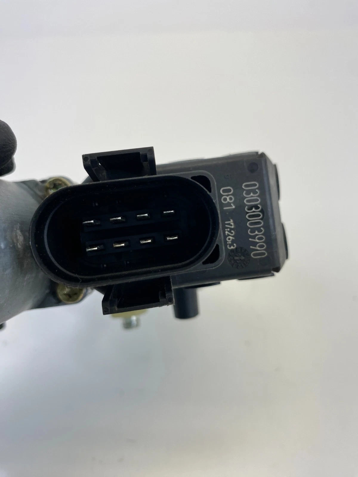 1998-2004 AUDI A6 QUATTRO REAR RIGHT SIDE DOOR POWER WINDOW MOTOR 0130821785 OEM