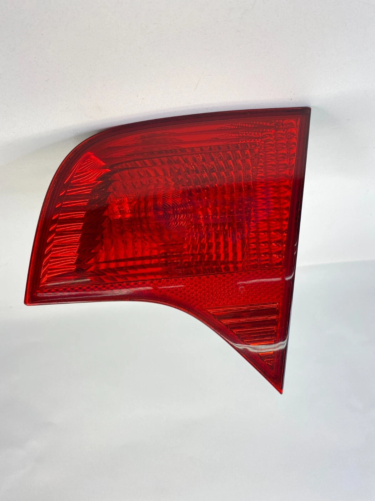 2005-2008 AUDI A4 QUATTRO SEDAN REAR RIGHT INNER TRUNK TAIL LIGHT LAMP OEM