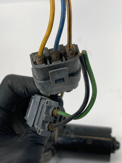 1997 97 VOLVO 850 FRONT WINDSHIELD WIPER MOTOR 0390241328 OEM