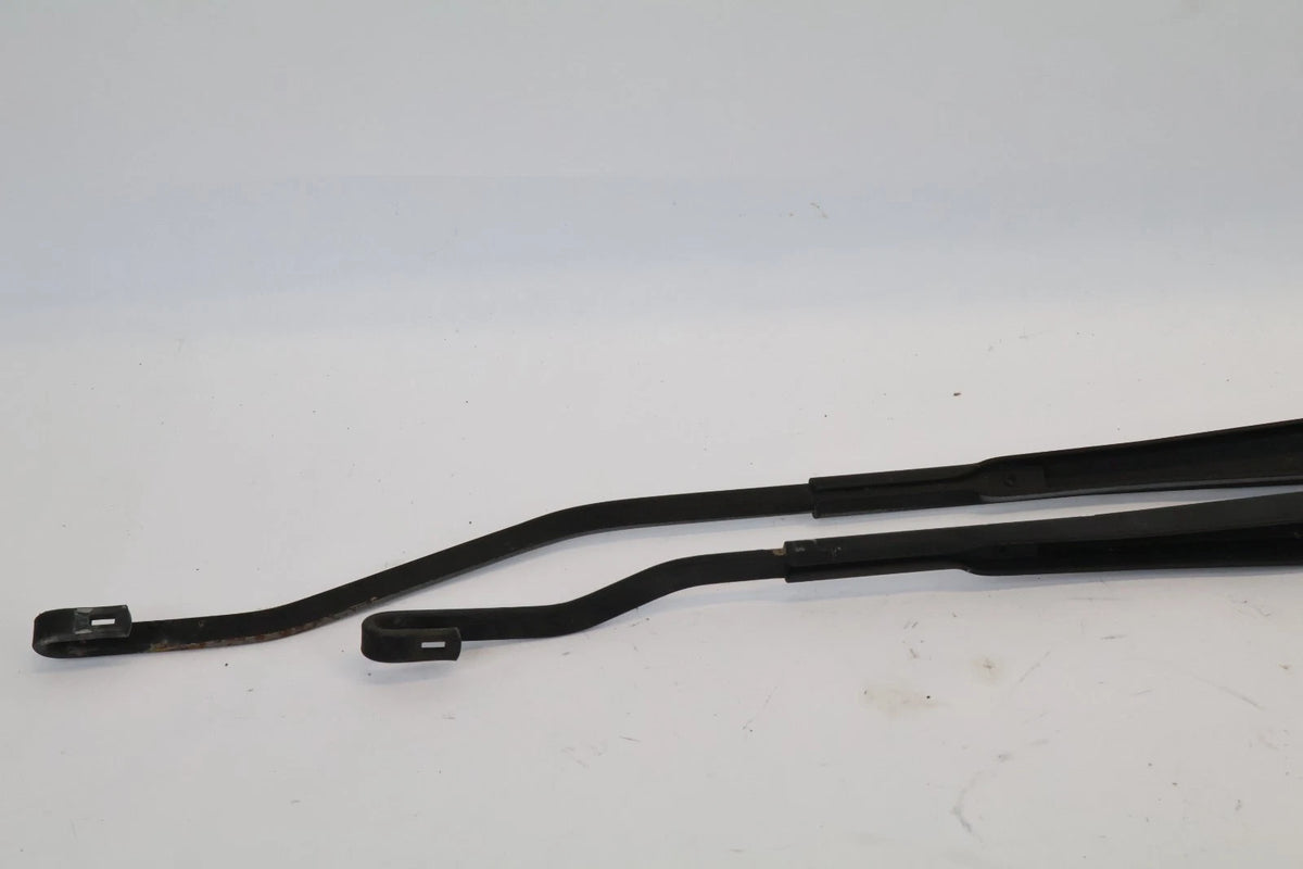 2006-2011 HYUNDAI ACCENT SEDAN FRONT WINDSHIELD WIPER ARMS PAIR SET RH & LH OEM