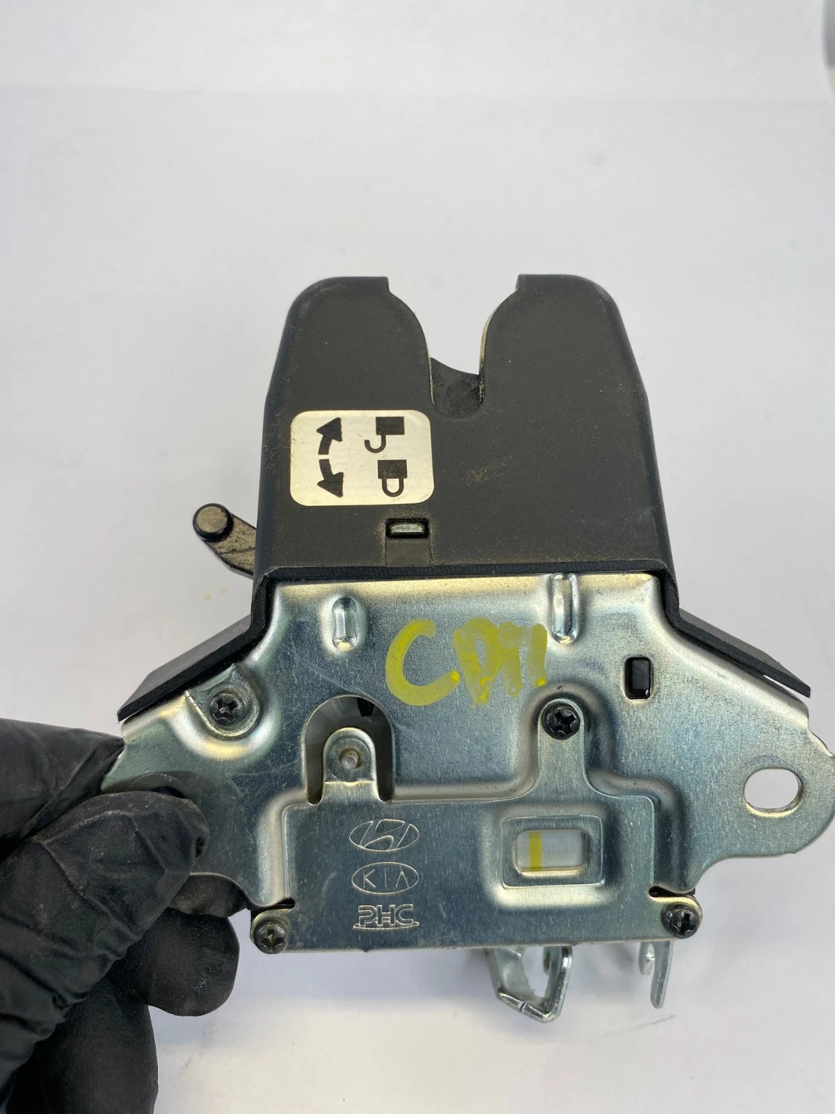 2011-2015 HYUNDAI SONATA TRUNK LID LATCH LOCK ACTUATOR MOTOR REAR OEM FACTORY