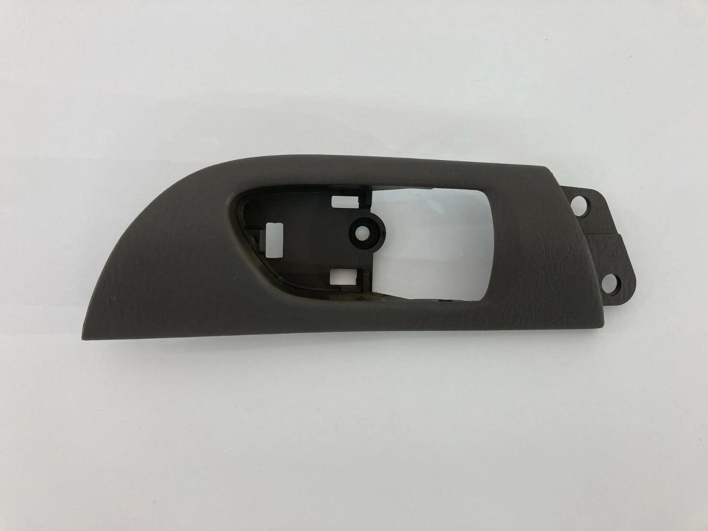 1998-2005 LEXUS GS300 REAR RIGHT PASSENGER SIDE INNER DOOR HANDLE BEZEL TRIM OEM