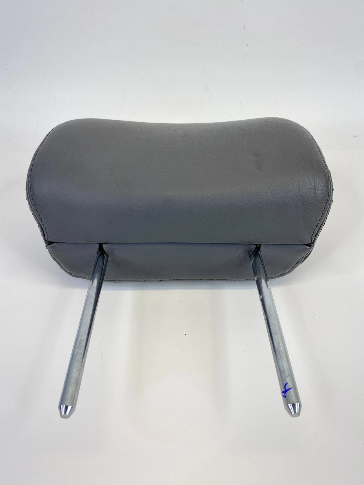 2005 2006 HYUNDAI ELANTRA FRONT RIGHT PASSENGER SEAT HEADREST HEAD REST OEM
