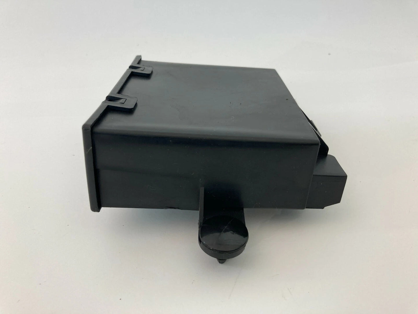 1998-2001 CHEVROLET LUMINA DAYTIME RUNNING LIGHT CONTROL MODULE OEM 12182134