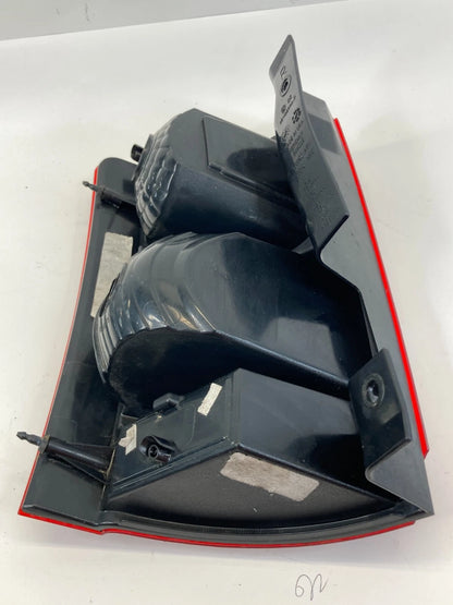 2008-2010 CHRYSLER TOWN & COUNTRY REAR RIGHT TAIL LIGHT TAILLIGHT 05113200AB OEM