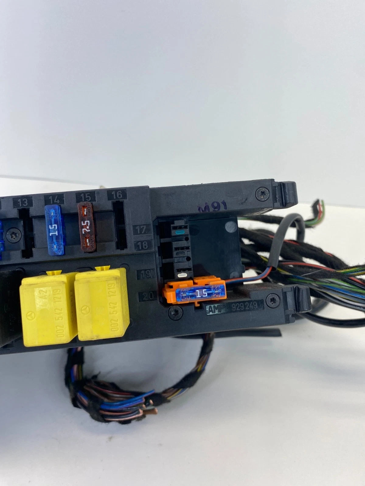 2001-2007 MERCEDES-BENZ C240 REAR SAM CONTROL UNIT FUSE BOX OEM 203-545-32-01