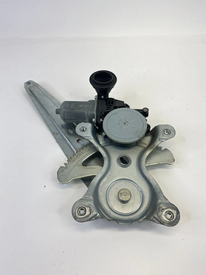 09-19 TOYOTA COROLLA REAR RIGHT SIDE WINDOW REGULATOR W/ MOTOR 85710-AE010 OEM