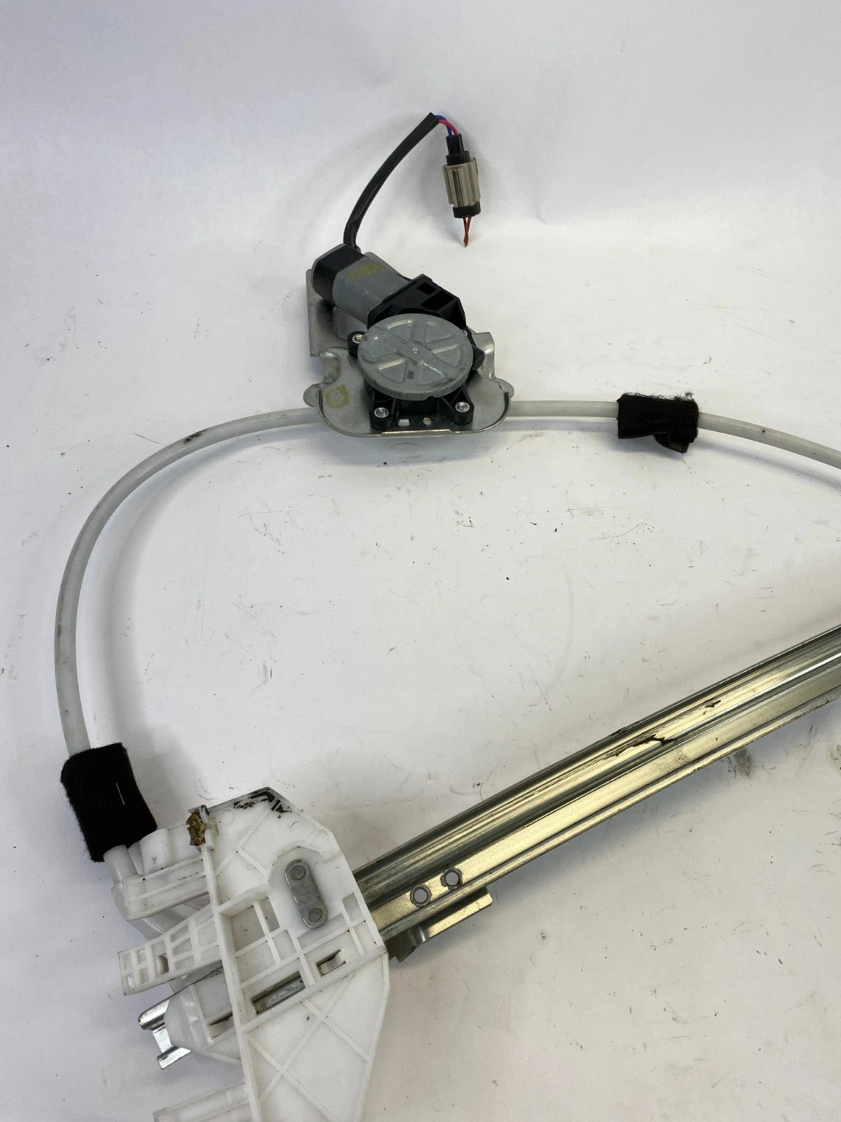 2006 2007 JEEP LIBERTY FRONT RIGHT RH SIDE POWER WINDOW MOTOR W/ REGULATOR OEM