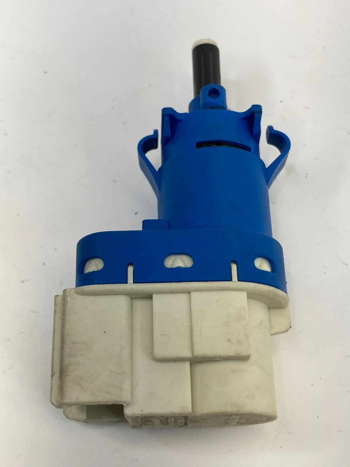 2006-2009 MERCURY MILAN BRAKE PEDAL STOP LIGHT LAMP BUTTON SWITCH 6E5T-9G854-AA
