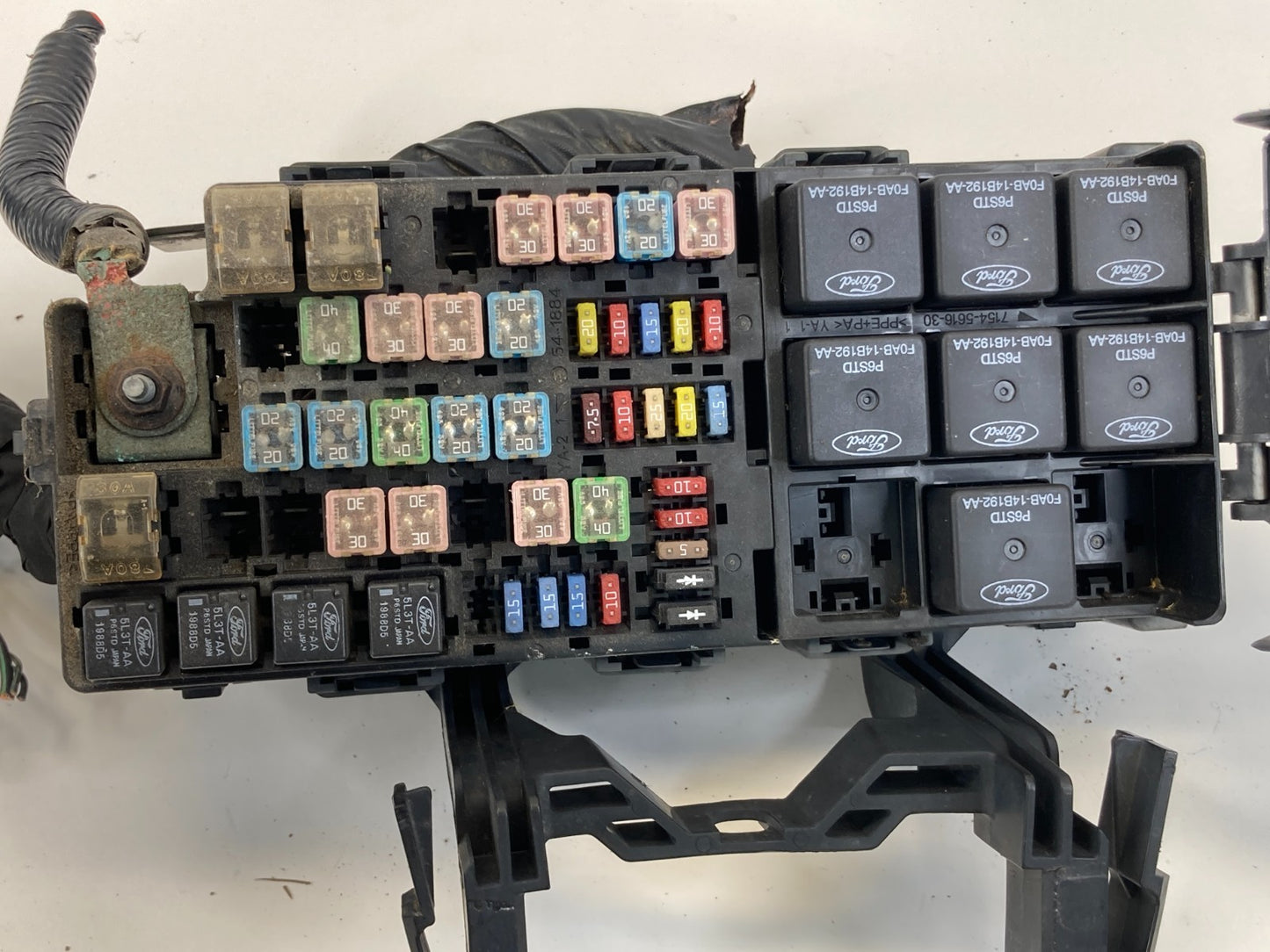 2009-2012 Ford Flex Under Hood Fuse Relay Box Compartment 8G1T-14A003-AC OEM