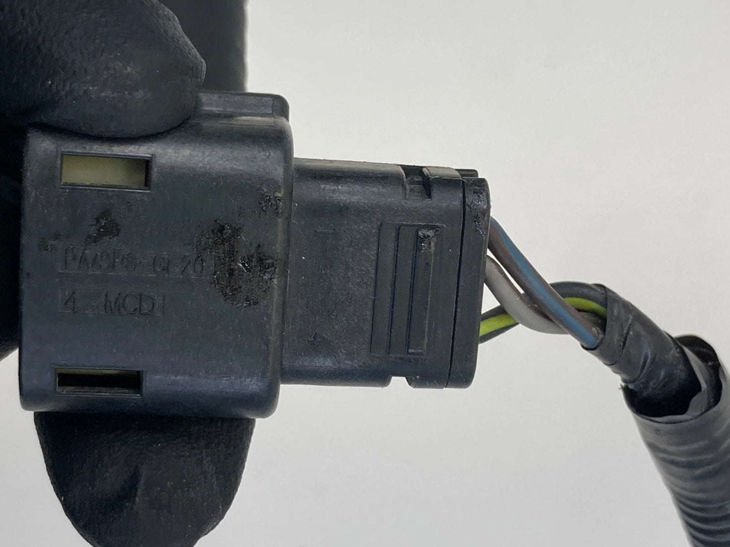 13-26 FORD ESCAPE FRONT LEFT HEADLIGHT PIGTAIL PLUG WIRE HARNESS CONNECTOR OEM