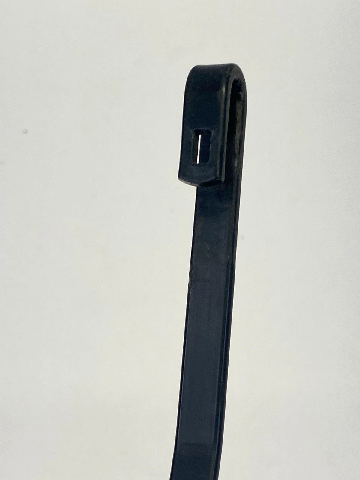 2005-2010 TOYOTA SIENNA REAR WINDOW BACK GLASS WINSHIELD WIPER ARM OEM