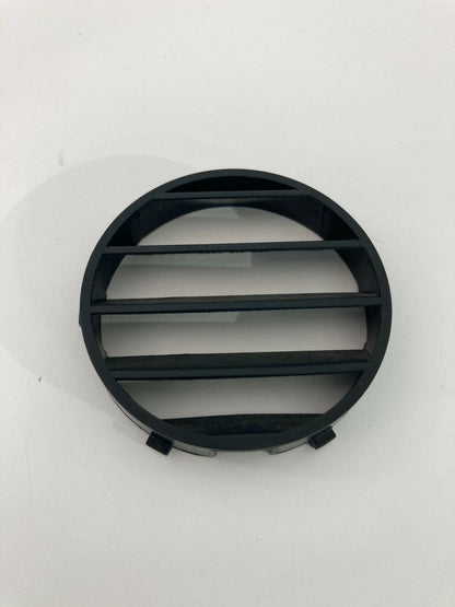 98-10 VW VOLKSWAGEN BEETLE DASH DEFOGGER DEFROST AIR VENT GRILLE TRIM 1C0819705