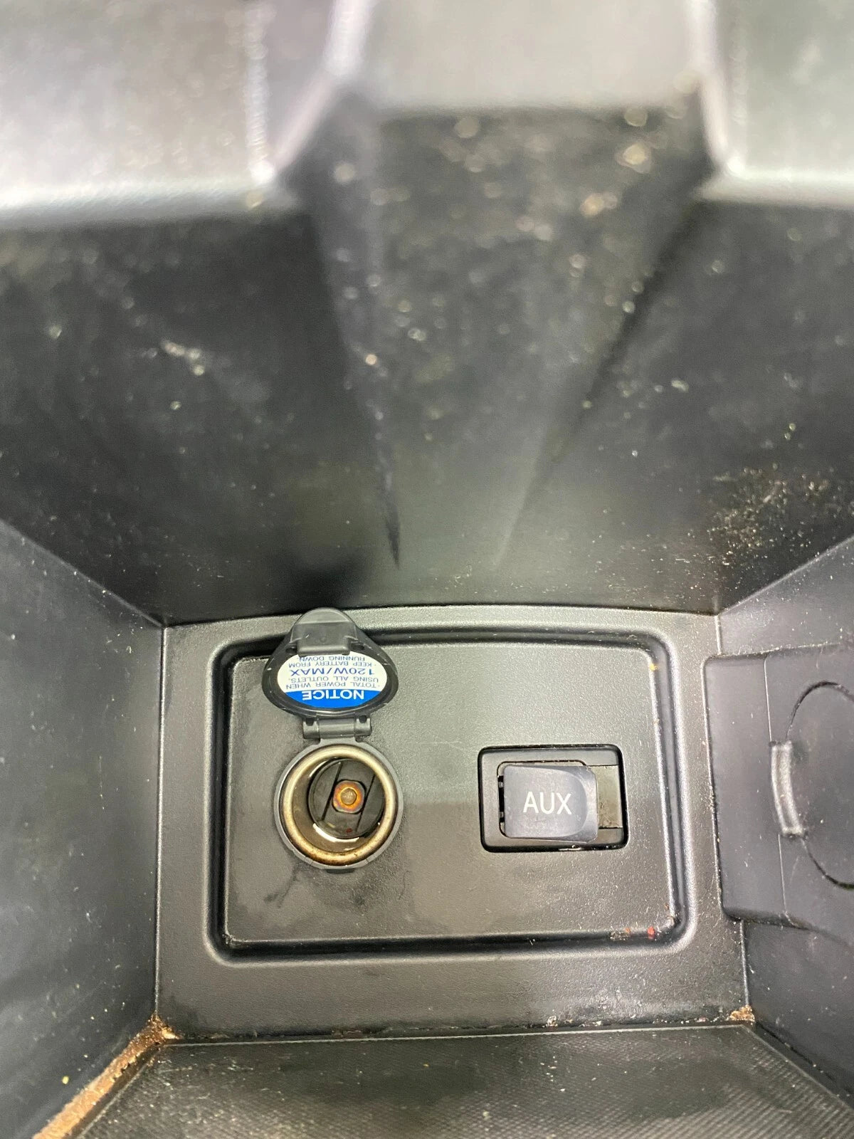 2007-2011 TOYOTA CAMRY FRONT CENTER CONSOLE STORAGE COMPARTMENT 58804-06060 OEM