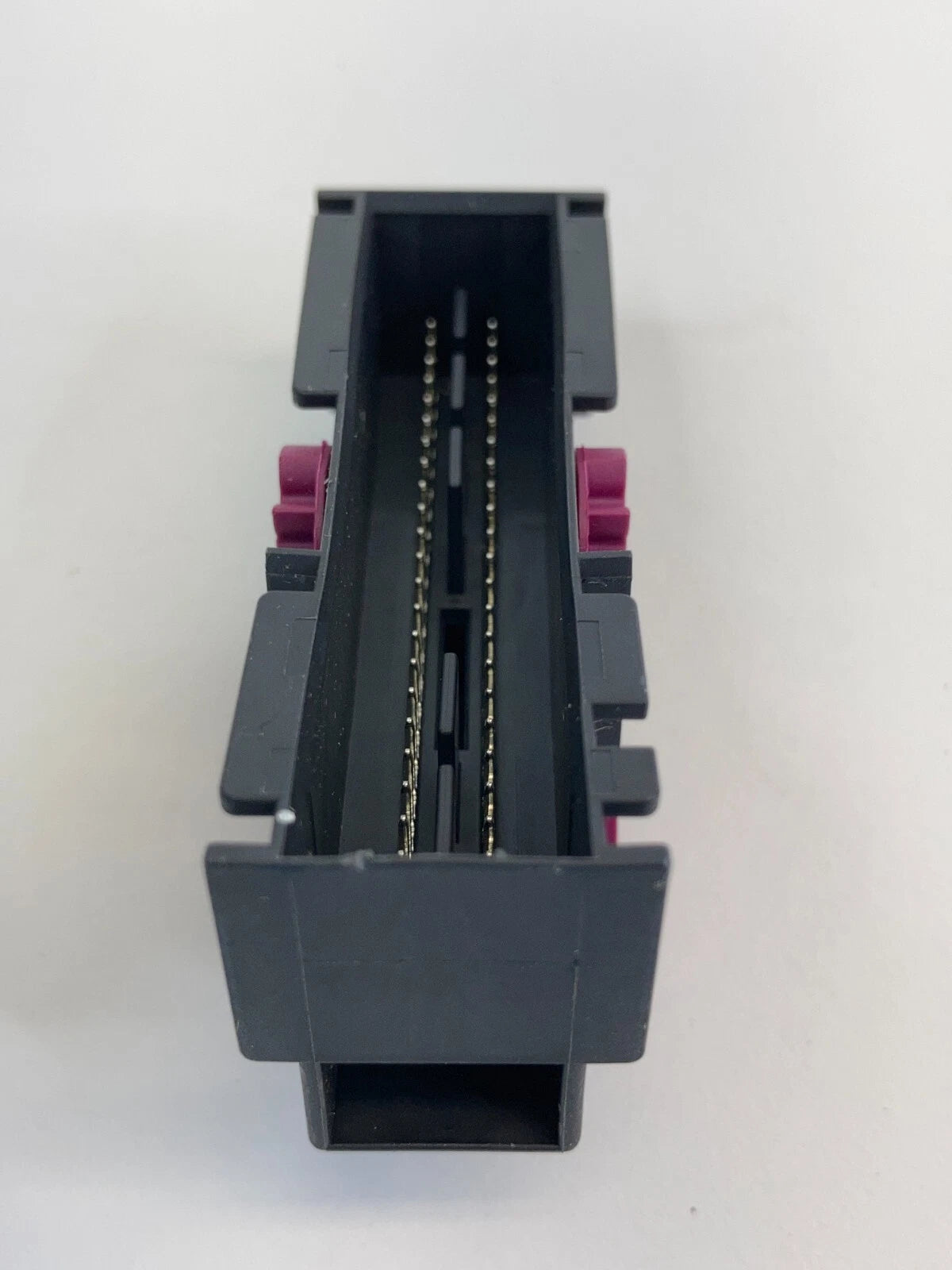 2006-2011 AUDI A6 SEDAN 3.2L FRONT RIGHT JUMPER CONTACT BRIDGE CONNECTOR OEM