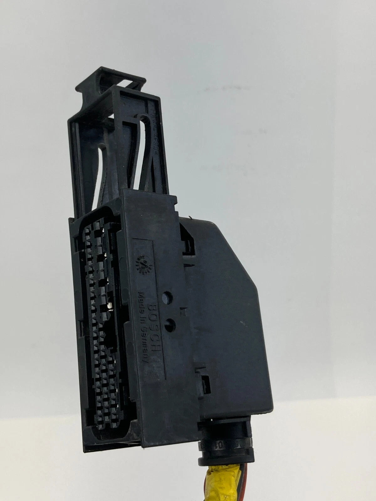 2004-2007 SATURN VUE 3.5L ABS PUMP ANTI LOCK BRAKE PLUG CONNECTOR 1928402824 OEM